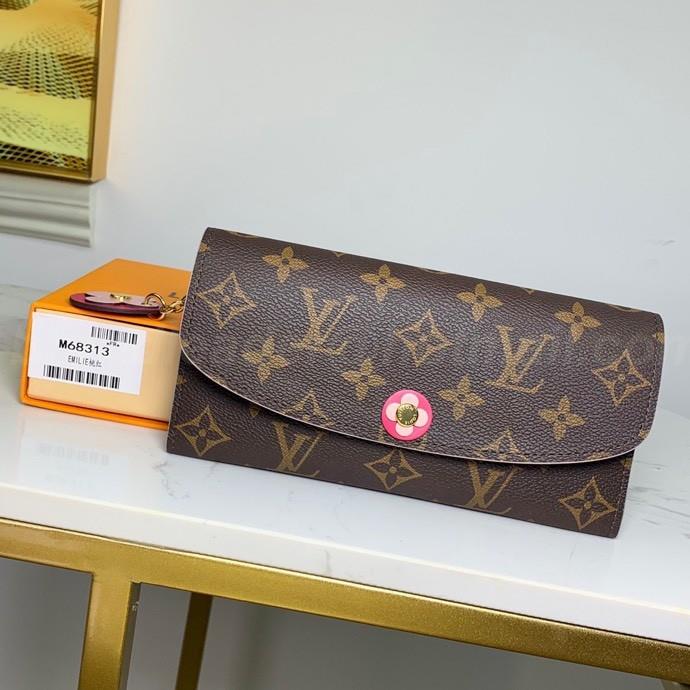 LV Wallets 26